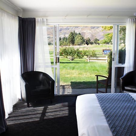 Lake Dunstan Motel Кромвель Экстерьер фото